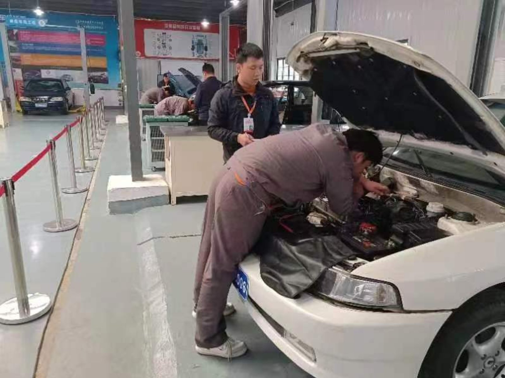 5b473d6fcb1f4a77d8d6fa138988e43 5b473d6fcb1f4a77d8d6fa138988e43